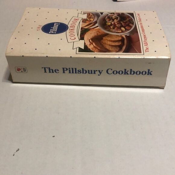 The Pillsbury CookBook   - Picture 2 of 6